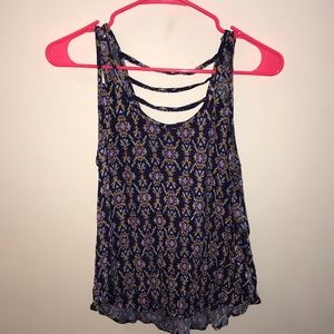 Tank with string back